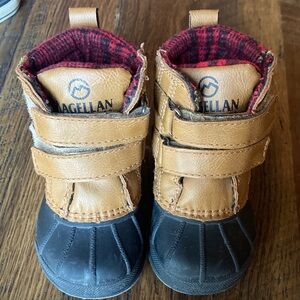 Magellan Outdoors Kids Brown and Black Rain Boots